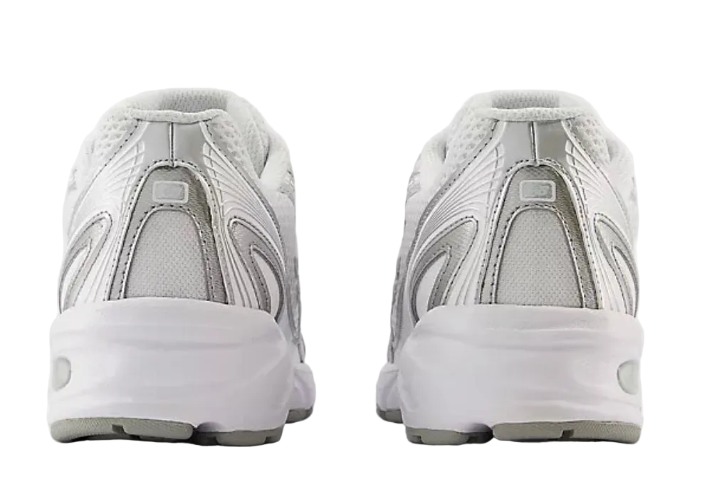 New Balance 740 Trainers ‘White & Silver’