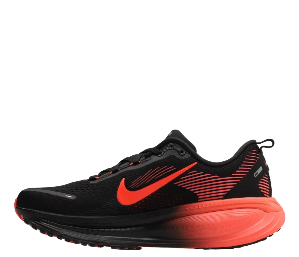 Nike Zoom Vemero 18 ‘Crimson University Red’