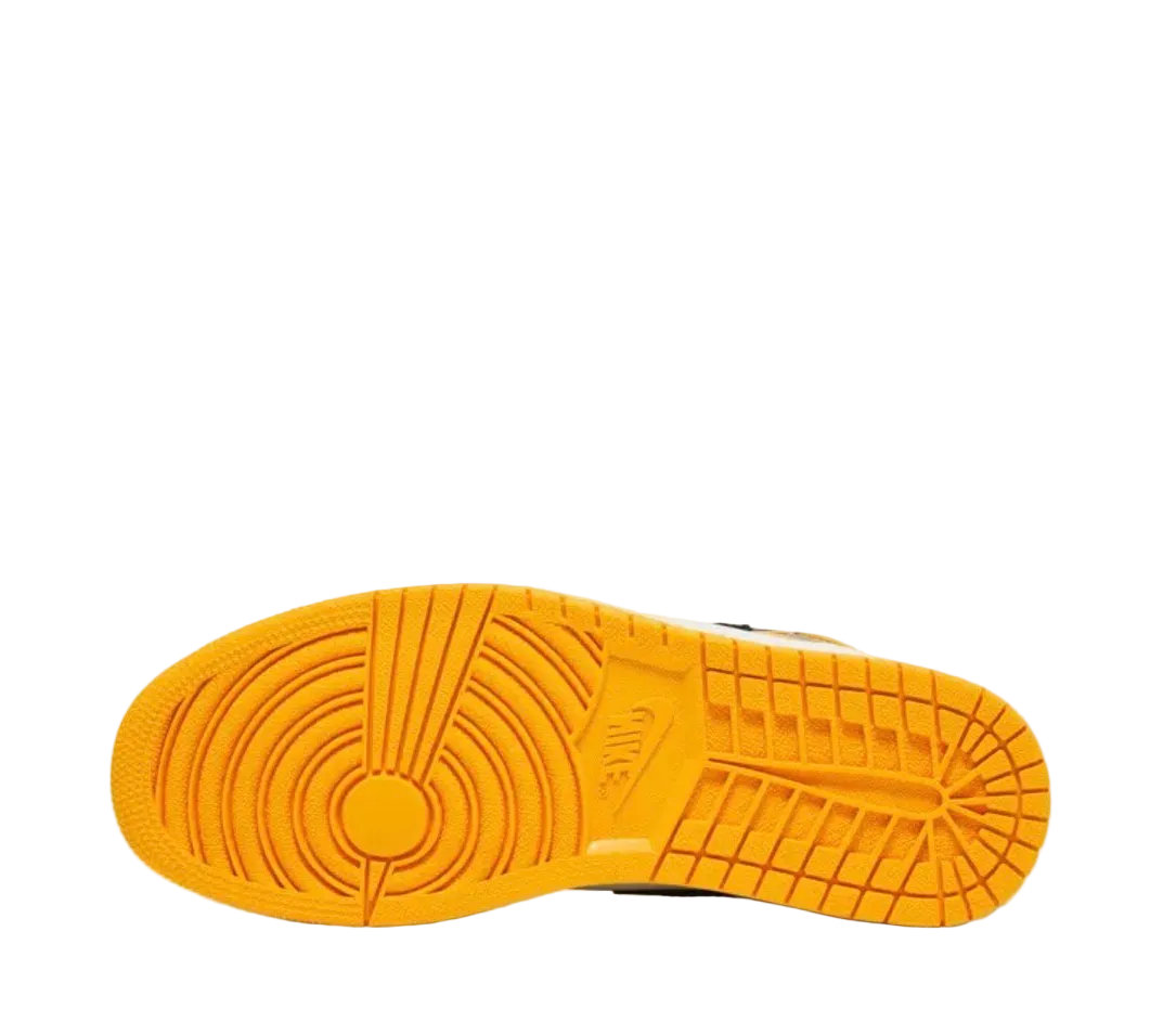 Air Jordan 1 Retro High ‘Yellow Toe’