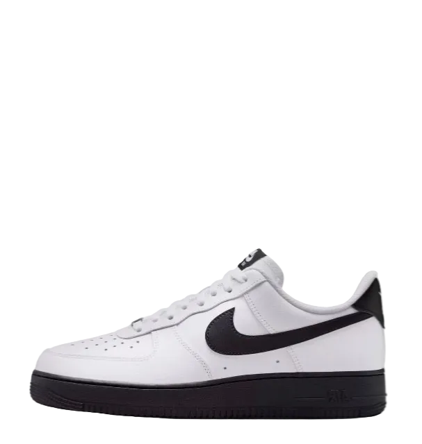 Nike AirForce 1 ‘White & Black’