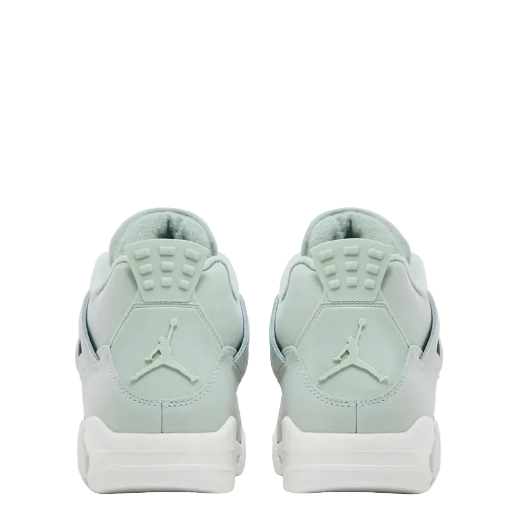 Air Jordan 4 Retro ‘Seafoam’
